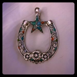 Horseshoe pendant